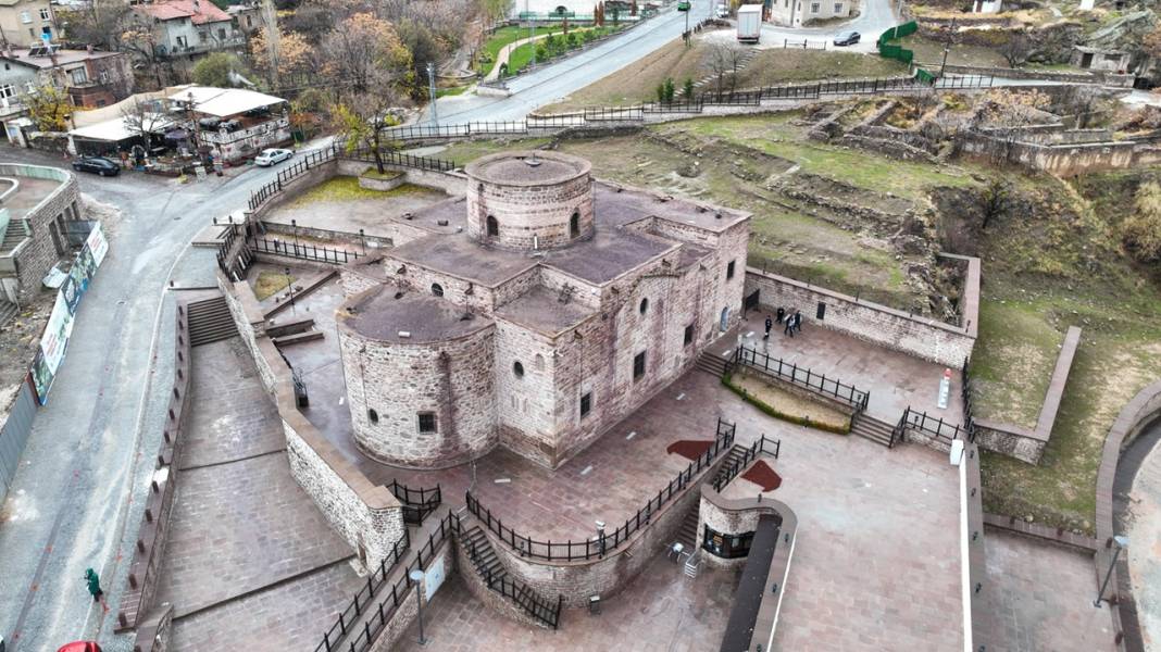Selçuklu'da Şeb-i Arus akını: Konya'da bugün bu mekanlar 10 bin ziyaretçi aldı 6